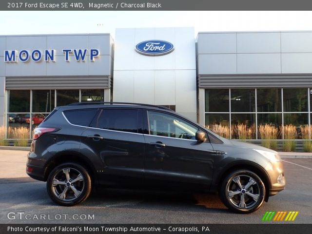 2017 Ford Escape SE 4WD in Magnetic
