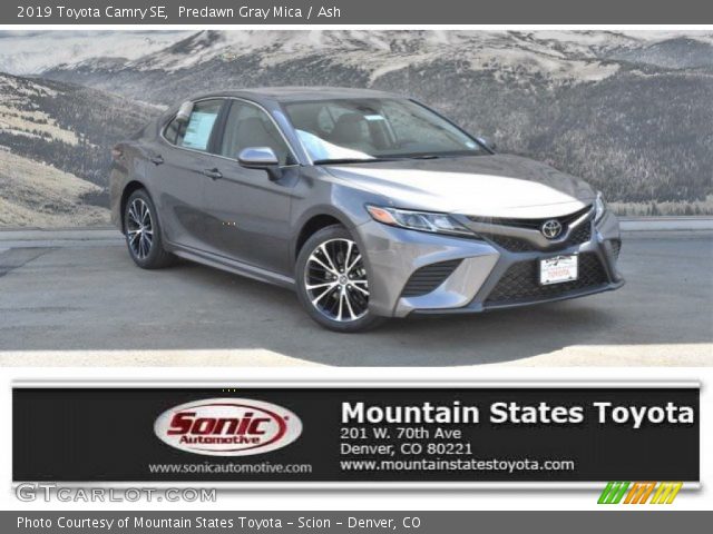 2019 Toyota Camry SE in Predawn Gray Mica