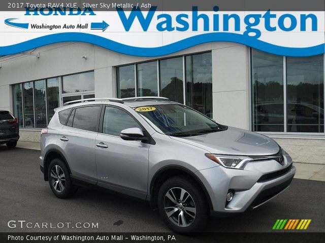 2017 Toyota RAV4 XLE in Silver Sky Metallic