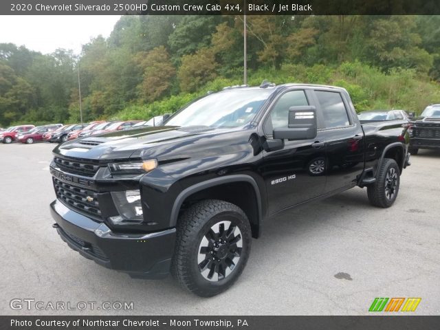 2020 Chevrolet Silverado 2500HD Custom Crew Cab 4x4 in Black