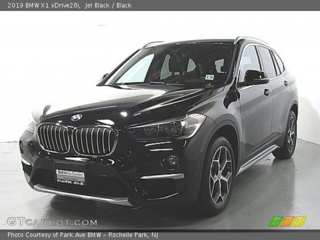 2019 BMW X1 xDrive28i in Jet Black