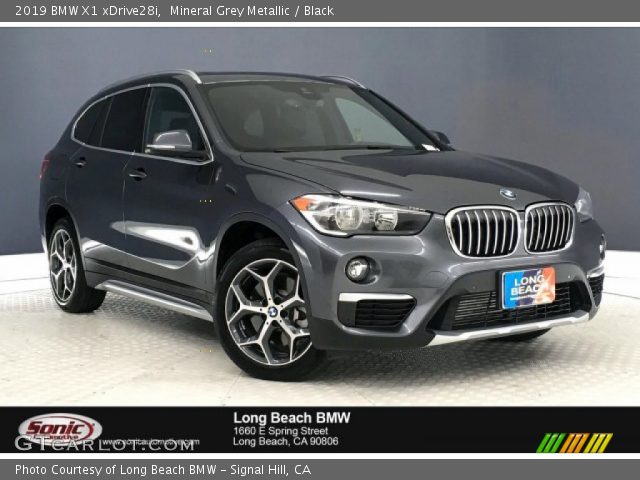 2019 BMW X1 xDrive28i in Mineral Grey Metallic