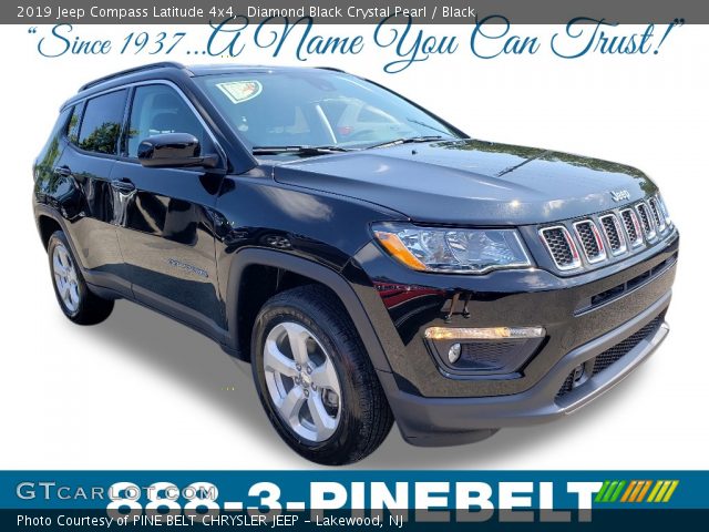 2019 Jeep Compass Latitude 4x4 in Diamond Black Crystal Pearl