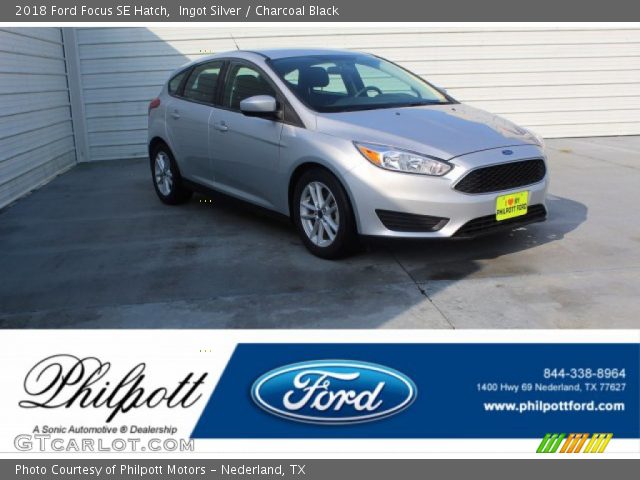 2018 Ford Focus SE Hatch in Ingot Silver