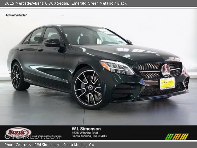 2019 Mercedes-Benz C 300 Sedan in Emerald Green Metallic