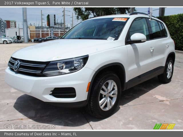 2017 Volkswagen Tiguan S in Pure White