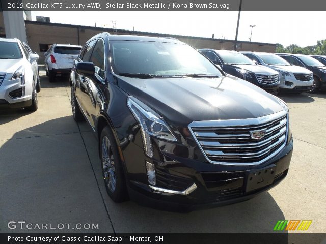 2019 Cadillac XT5 Luxury AWD in Stellar Black Metallic