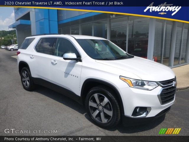 2020 Chevrolet Traverse LT AWD in Iridescent Pearl Tricoat