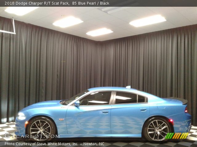 2018 Dodge Charger R/T Scat Pack in B5 Blue Pearl