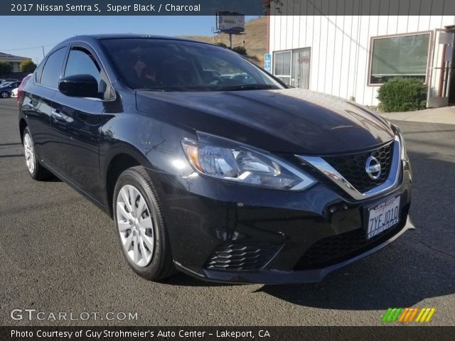2017 Nissan Sentra S in Super Black