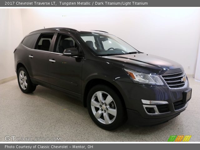 2017 Chevrolet Traverse LT in Tungsten Metallic