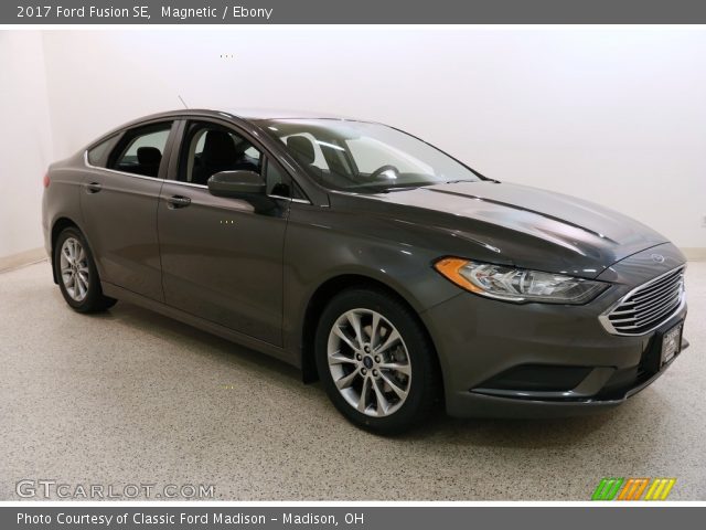 2017 Ford Fusion SE in Magnetic