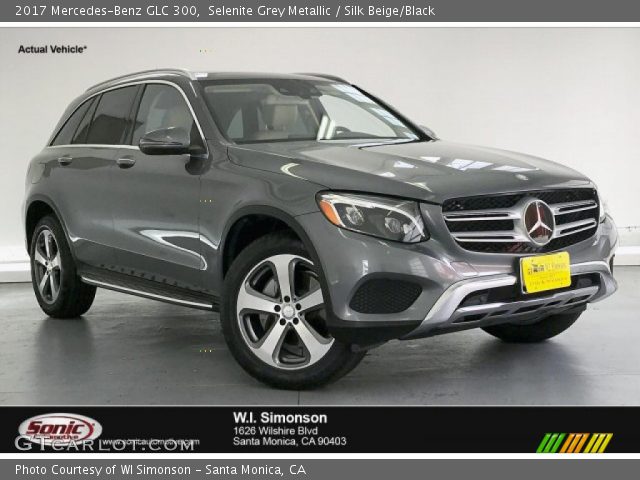 2017 Mercedes-Benz GLC 300 in Selenite Grey Metallic