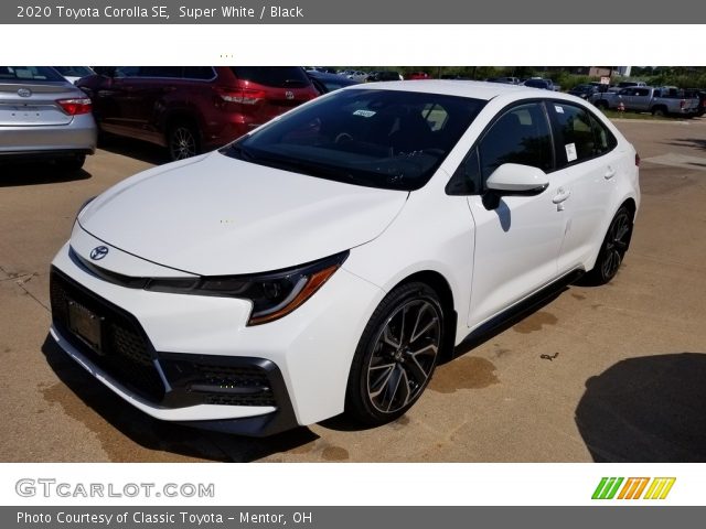 2020 Toyota Corolla SE in Super White