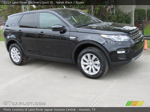 2019 Land Rover Discovery Sport SE in Narvik Black