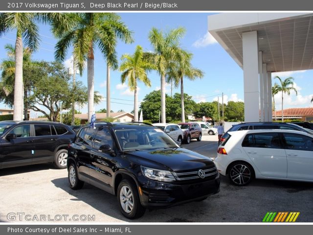 2017 Volkswagen Tiguan S in Deep Black Pearl