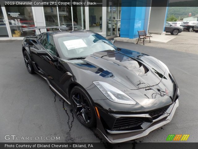 2019 Chevrolet Corvette ZR1 Coupe in Black