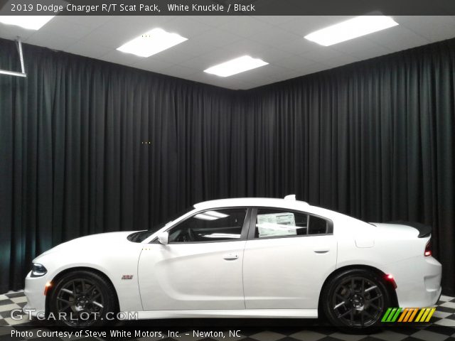 2019 Dodge Charger R/T Scat Pack in White Knuckle