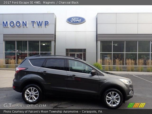 2017 Ford Escape SE 4WD in Magnetic