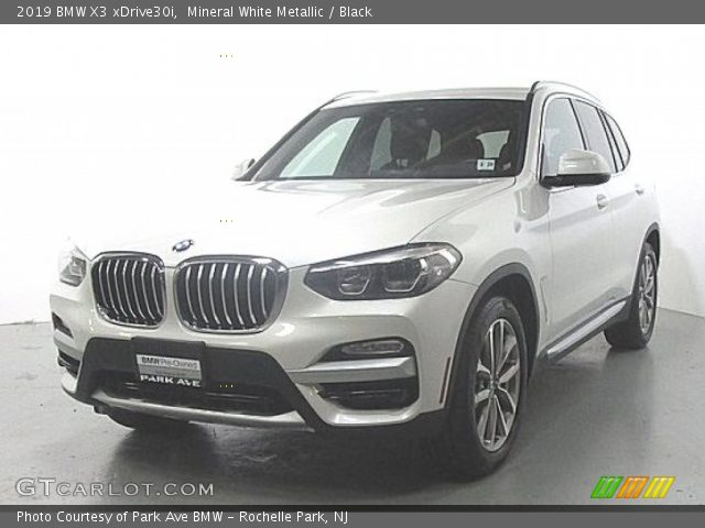 2019 BMW X3 xDrive30i in Mineral White Metallic