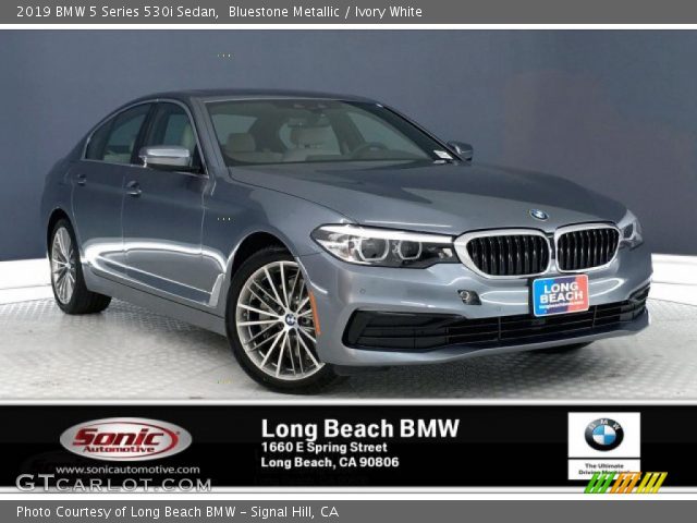 2019 BMW 5 Series 530i Sedan in Bluestone Metallic