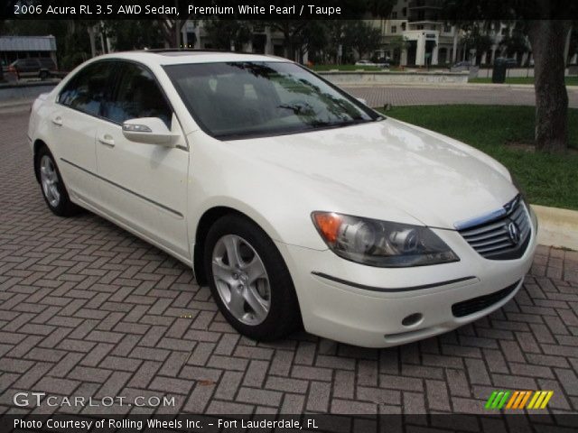 2006 Acura RL 3.5 AWD Sedan in Premium White Pearl
