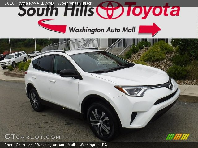 2016 Toyota RAV4 LE AWD in Super White