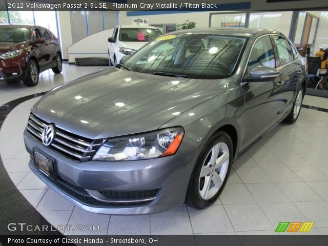 2012 Volkswagen Passat 2.5L SE in Platinum Gray Metallic
