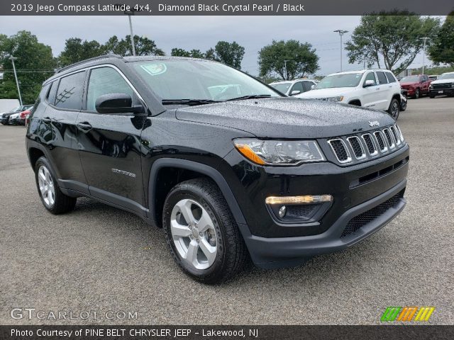 2019 Jeep Compass Latitude 4x4 in Diamond Black Crystal Pearl