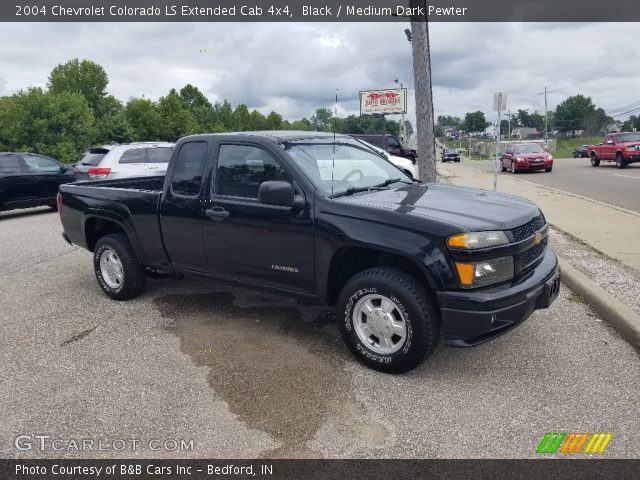 2004 Chevrolet Colorado LS Extended Cab 4x4 in Black