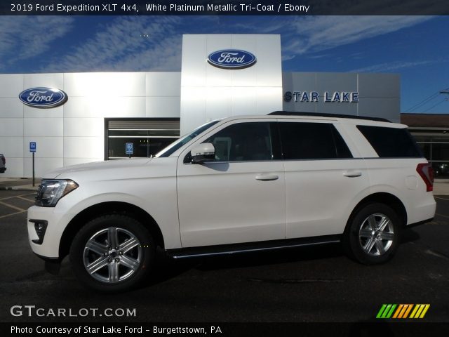 2019 Ford Expedition XLT 4x4 in White Platinum Metallic Tri-Coat