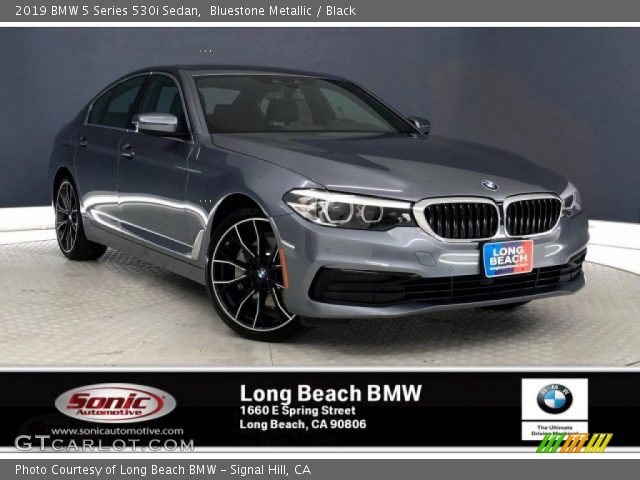 2019 BMW 5 Series 530i Sedan in Bluestone Metallic