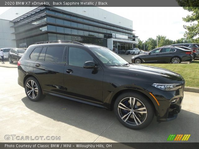 2020 BMW X7 xDrive40i in Black Sapphire Metallic