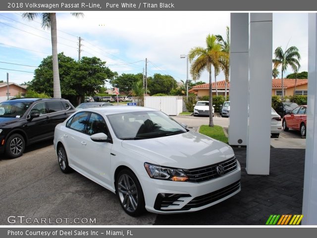 2018 Volkswagen Passat R-Line in Pure White