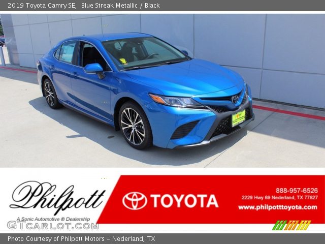 2019 Toyota Camry SE in Blue Streak Metallic