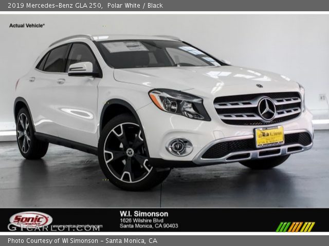 2019 Mercedes-Benz GLA 250 in Polar White