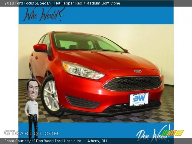 2018 Ford Focus SE Sedan in Hot Pepper Red
