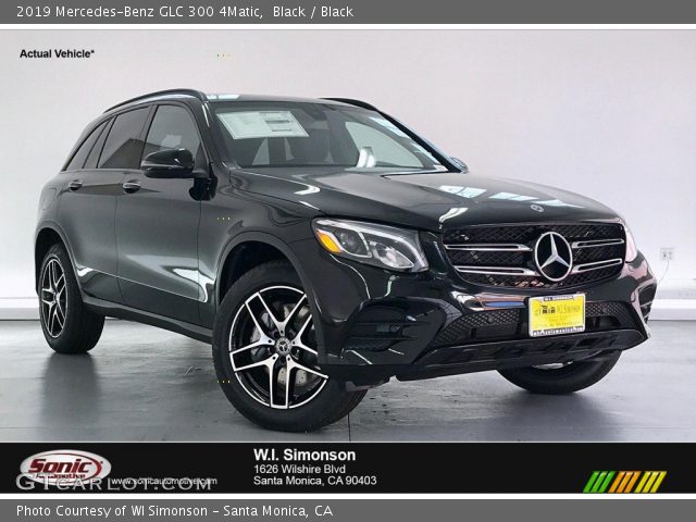 2019 Mercedes-Benz GLC 300 4Matic in Black