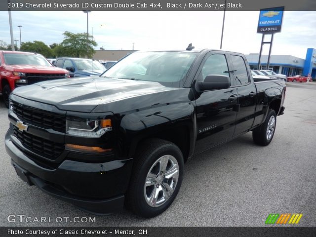 2019 Chevrolet Silverado LD Custom Double Cab 4x4 in Black