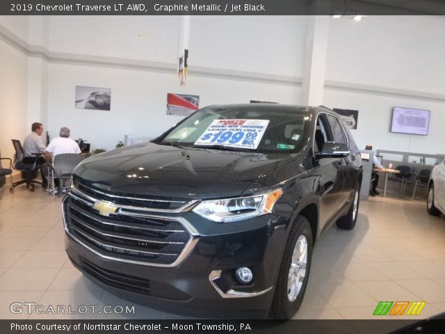 2019 Chevrolet Traverse LT AWD in Graphite Metallic