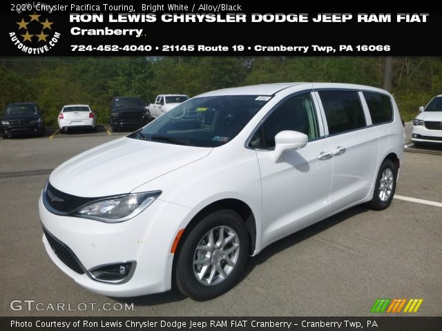2020 Chrysler Pacifica Touring in Bright White