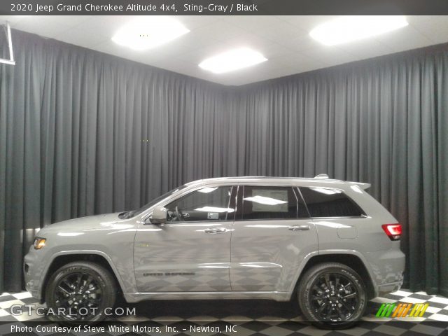 2020 Jeep Grand Cherokee Altitude 4x4 in Sting-Gray