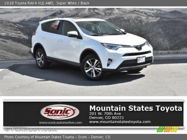 2018 Toyota RAV4 XLE AWD in Super White