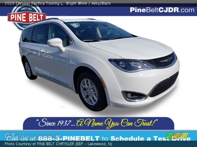 2020 Chrysler Pacifica Touring L in Bright White