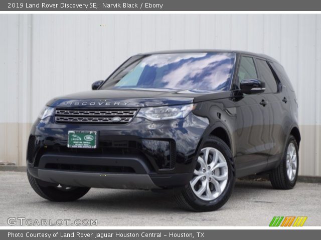 2019 Land Rover Discovery SE in Narvik Black