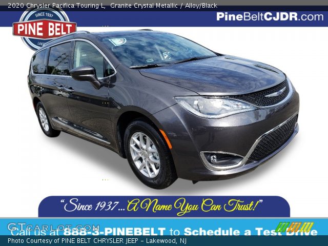 2020 Chrysler Pacifica Touring L in Granite Crystal Metallic