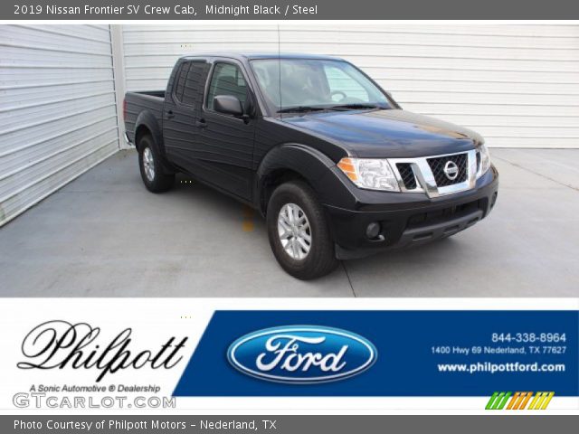 2019 Nissan Frontier SV Crew Cab in Midnight Black