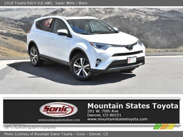 2018 Toyota RAV4 XLE AWD in Super White