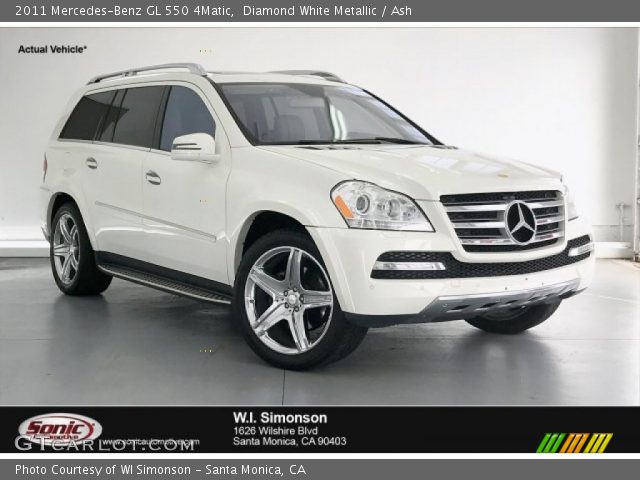 2011 Mercedes-Benz GL 550 4Matic in Diamond White Metallic