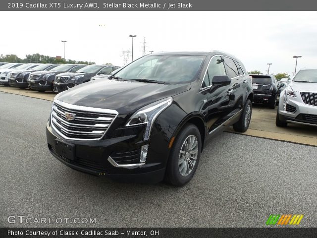 2019 Cadillac XT5 Luxury AWD in Stellar Black Metallic